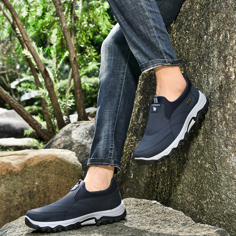 Zapatos ortopédicos de ante cómodos: suaves y cómodos, con una sujeción excelente. Alivian el dolor de pies.
