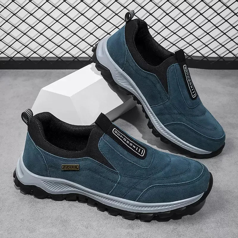 FOUNNE® 【🔥Oferta especial de hoy: 60% de descuento🎁】👞Zapatos ortopédicos de gamuza para hombre ✅ Alivian el dolor de pies ✅ Soporte para el arco: comodidad durante todo el día👟（副本）