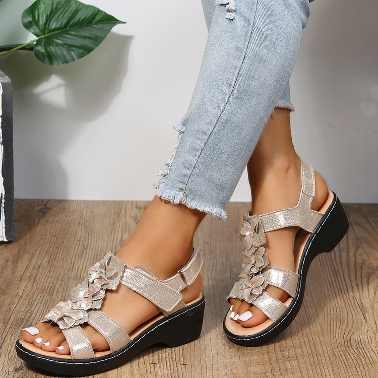 🔥 Sandalias ortopédicas de plataforma con estampado floral para mujer (verano) — Soporte para el arco — Diseño ergonómico — Ligeras y sin dolor en cada paso ✅