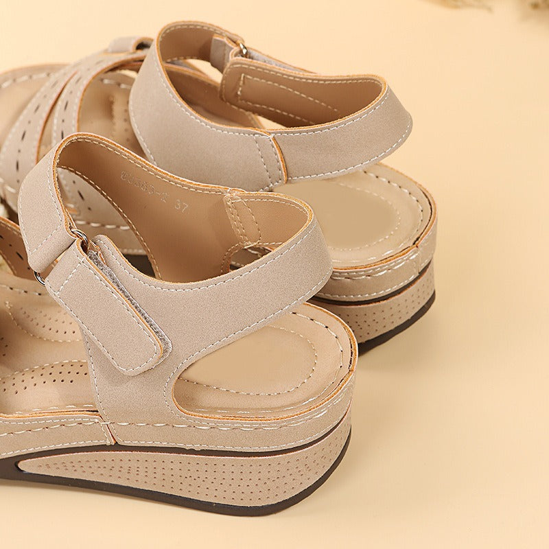 Zapatos ortopédicos FOUNNE® 【🔥50% de descuento hoy🎁】 Las sandalias de verano más populares de Europa👡 | Caminar cómodo y sin dolor | Diseño con soporte para el arco del pie | La elección perfecta para viajar en verano✅