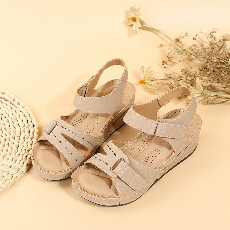 Zapatos ortopédicos FOUNNE® 【🔥50% de descuento hoy🎁】 Las sandalias de verano más populares de Europa👡 | Caminar cómodo y sin dolor | Diseño con soporte para el arco del pie | La elección perfecta para viajar en verano✅